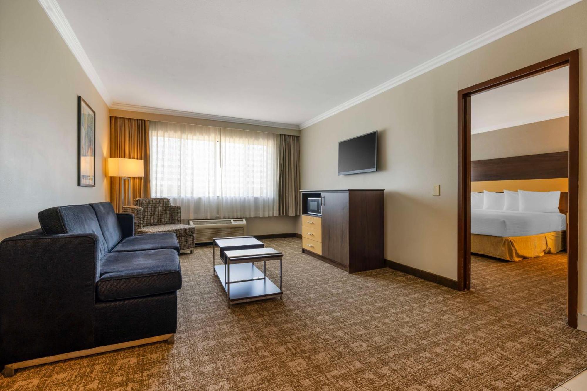 Best Western Los Angeles Worldport Hotel Exterior photo